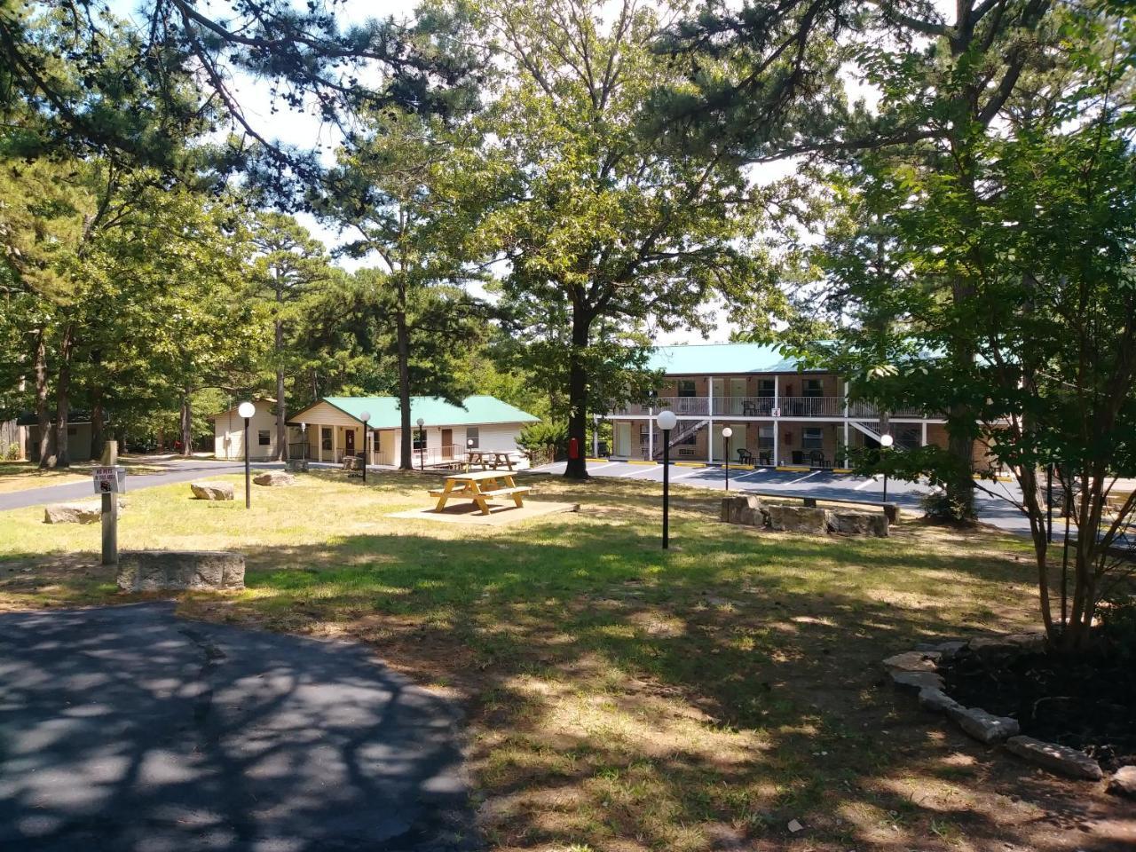 Traveler'S Inn Eureka Springs Bagian luar foto